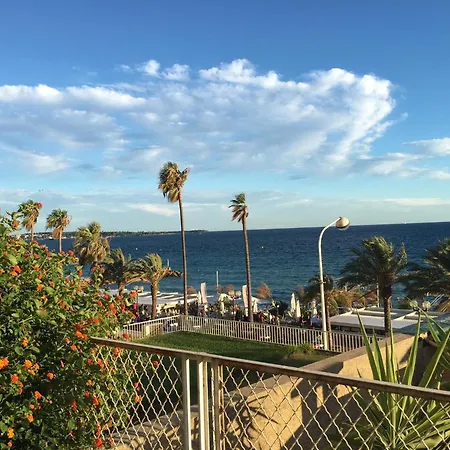 Front De 231l Apartamento