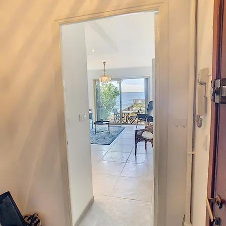 Apartamento Front De 231l *